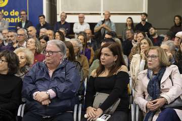 El Cabildo ratifica su compromiso de preservar la Memoria Histórica en la presentación del libro 'Héroes de chabola'/TA.